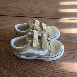 Toddler vans